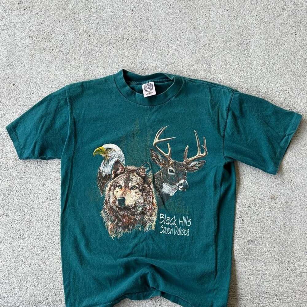 Vintage 90s Eagle Products Black Hills South Dakota Wildlife Graphic Tee